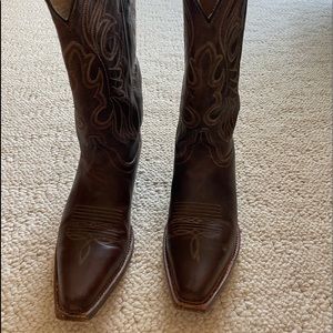 Shyanne Snip Toe Western Boots